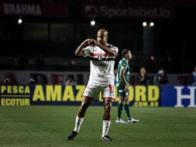 Patrick comemora gol marcado em Partida entre São Paulo e Palmeiras