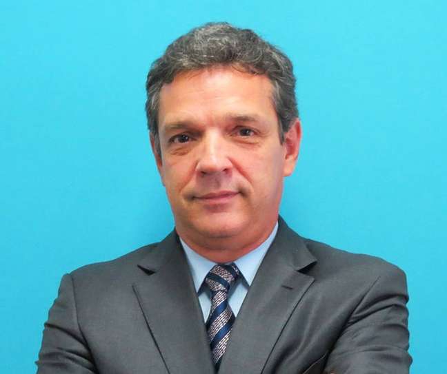 Caio Paes de Andrade, atual secretário de Desburocratização do Ministério da Economia, foi indicado por Bolsonaro para assumir a presidência da estatal Caio Paes de Andrade, atual secretário de Desburocratização do Ministério da Economia, foi indicado por Bolsonaro para assumir a presidência da estatal