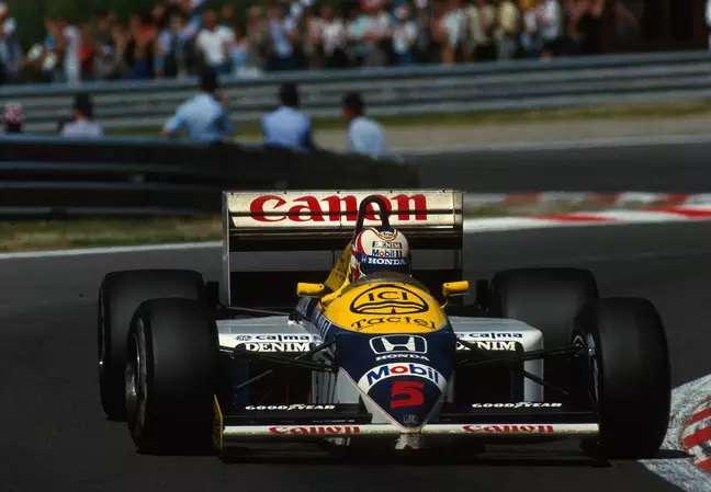 Nigel Mansell durante a temporada 1986