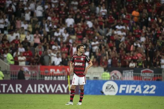 Rodrigo Caio é o zagueiro titular do Flamengo (Foto: Alexandre Vidal / Flamengo)