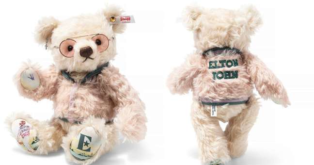 Elton John releases Bear in honor of the album “Goodbye Yellow Brick Road”. Elton John releases Bear in honor of the album “Goodbye Yellow Brick Road”.