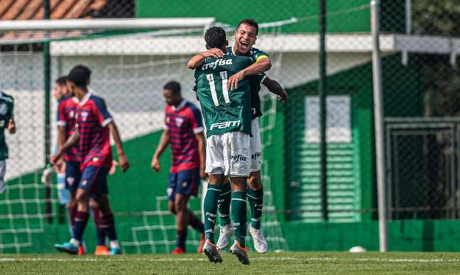 Fabinho e Jhon Jhon marcaram os gols da vitória palmeirense no Brasileiro Sub-20 (Foto: Jhony Inacio)