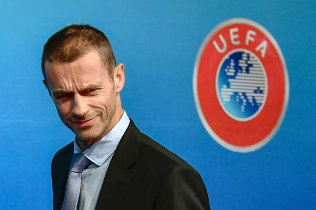 Presidente da Uefa esclarece polêmicas sobre nova Champions e Superliga (Foto: FABRICE COFFRINI / AFP)