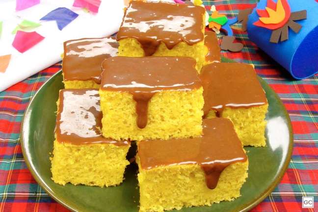 Canned Corn Pie with Chocolate Sauce Canned Corn Pie with Chocolate Sauce