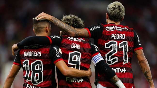 Jogadores do Flamengo comemoram a vitória sobre o América, no Maracanã (Foto: Gilvan de Souza / Flamengo)