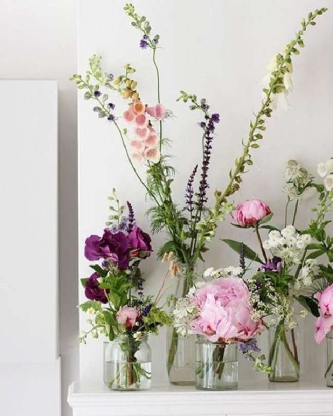 42. Vaso de vidro para arranjos de flores – Foto Conexao Decor