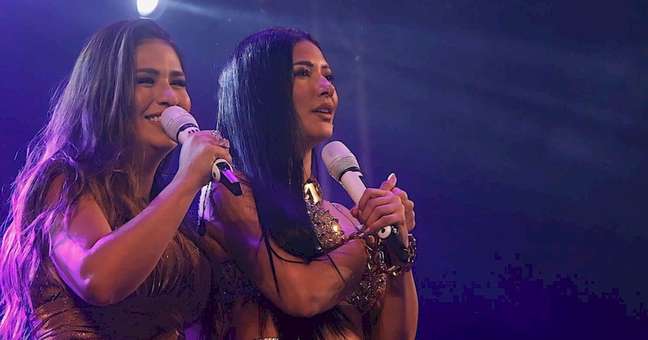 Simone and Simaria: the mysterious message from Twitter Simone and Simaria: the mysterious message from Twitter