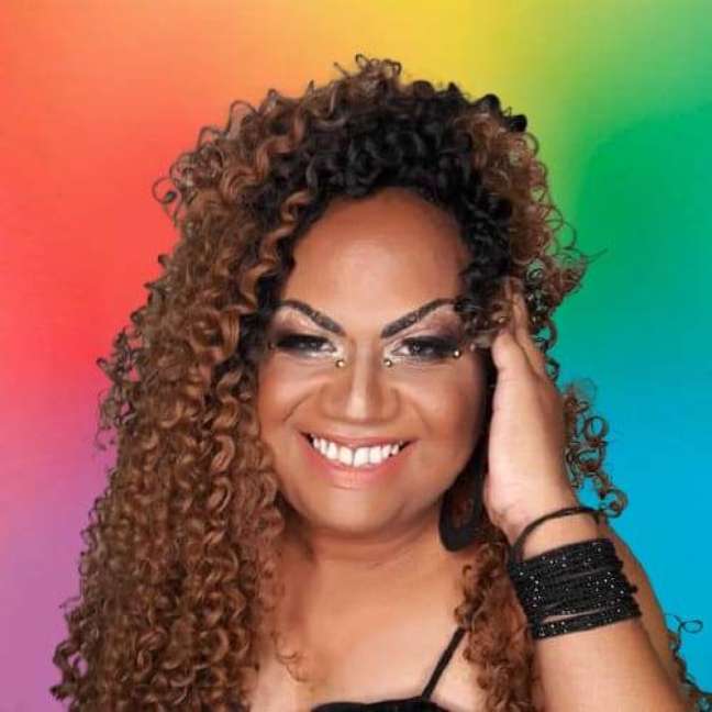 Ao Papo de Mina, Susana Hernandes defende que gay pode falar de tática, técnica e mercado da bola