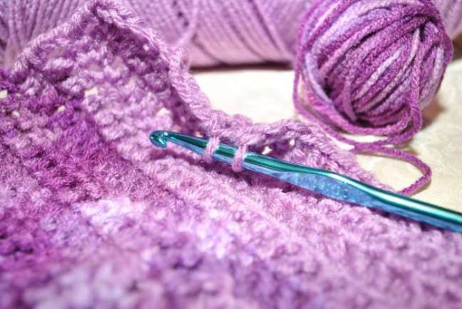 55. Aprenda como fazer crochê para iniciantes – Via: Decor Fácil