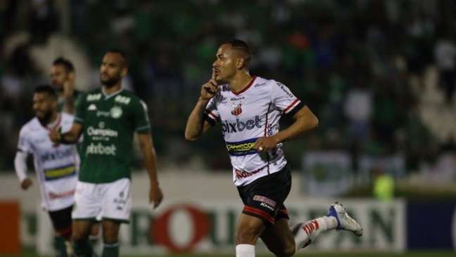 Rafael Elias comemora gol do Ituano contra o Guarani pela Série B (Foto: Paulo Pinto/Ituano FC)