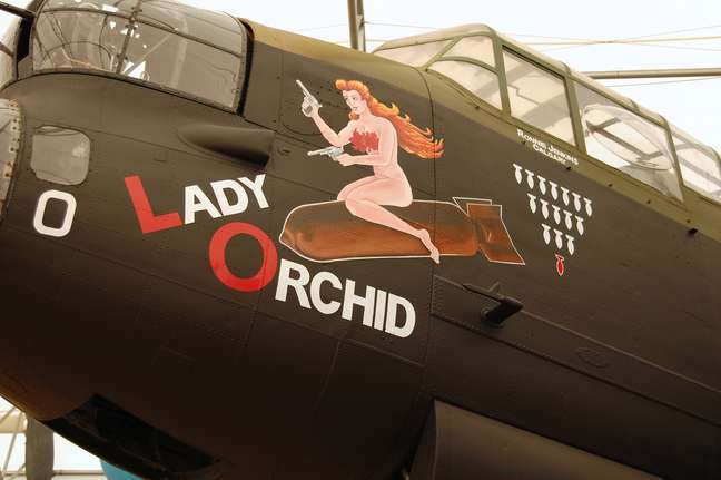 Lady Orchid, um Avro Lancaster britânico da 2a Guerra Mundial 