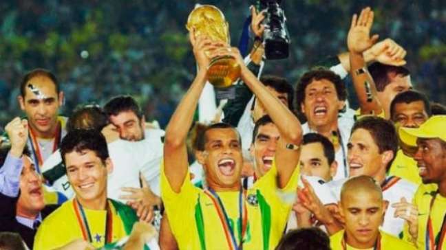 Rivaldo foi campeão com a Seleção em 2002 (Foto: Reprodução / Instagram Rivaldo)