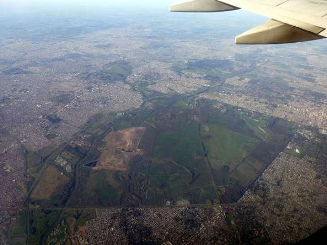 Vista aérea das instalações militares do Campo de Mayo