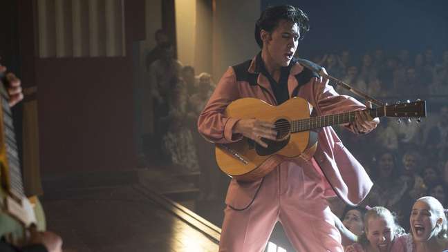 Austin Butler interpreta Elvis, do cineasta australiano Baz Luhrmann