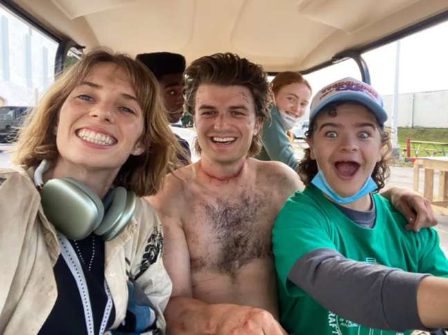“Stranger Things 4” surpasses 1 billion hours on Netflix “Stranger Things 4” surpasses 1 billion hours on Netflix