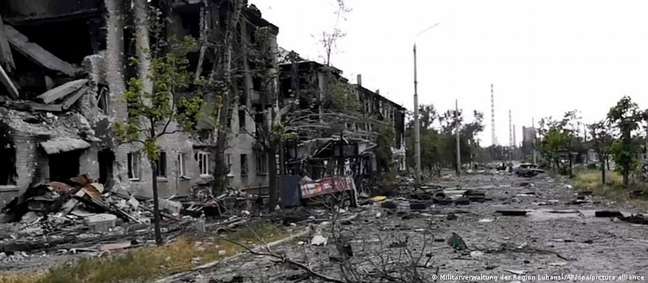 Várias cidades ucranianas tiveram toda a infraestrutura destruída