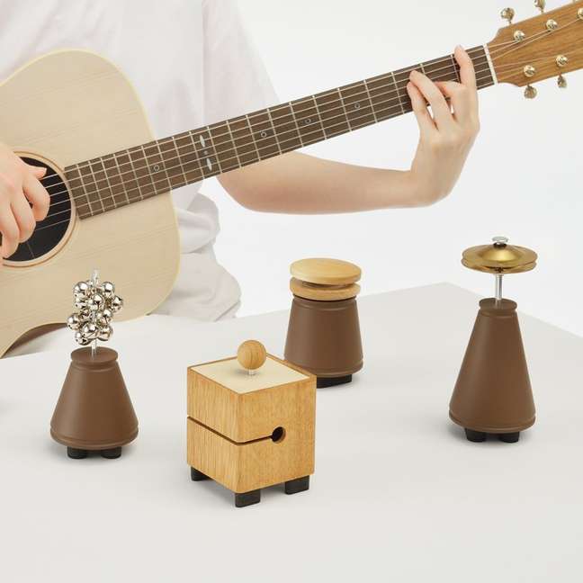 These musical accessories interact with your mobile! These musical accessories interact with your mobile!