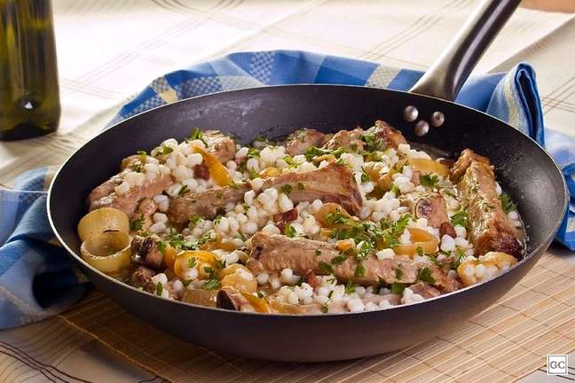 Salted little man with pork - Photo: Guia da Cozinha Salted little man with pork - Photo: Guia da Cozinha