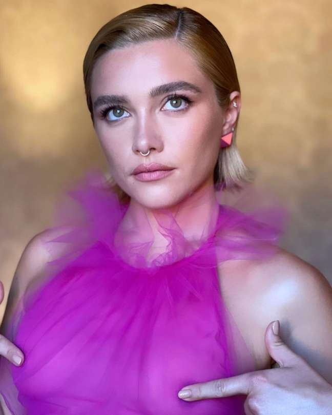 Florence Pugh publishes ‘manifesto’ after sexist comments about her breasts