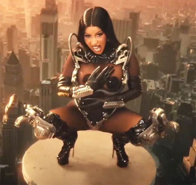 Cardi B posts a futuristic clip to show she’s on top Cardi B posts a futuristic clip to show she’s on top