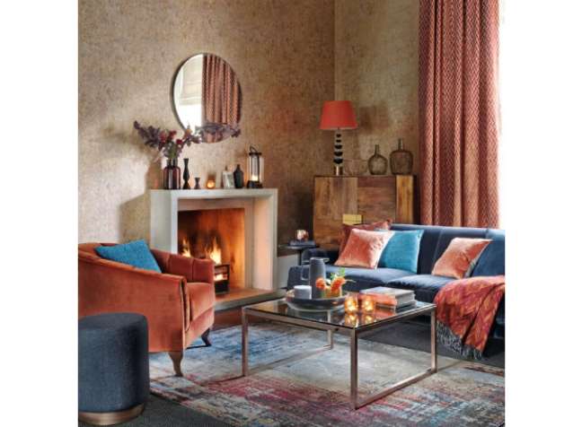 Bet on bronze to create an opulent atmosphere Bet on bronze to create an opulent atmosphere