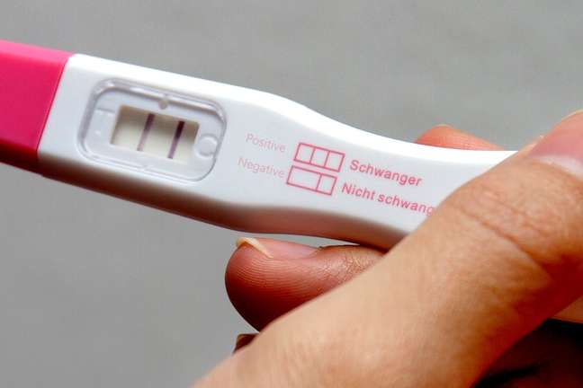 Symptoms of pregnancy: positive pharmacy test