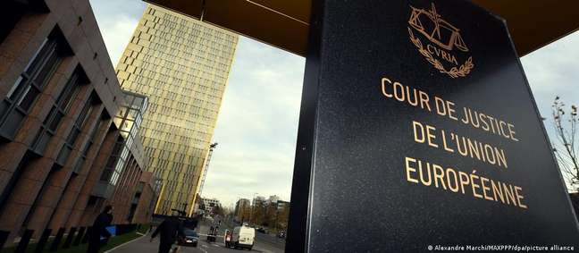Comissão Europeia levará Budapeste ao Tribunal Europeu de Justiça 