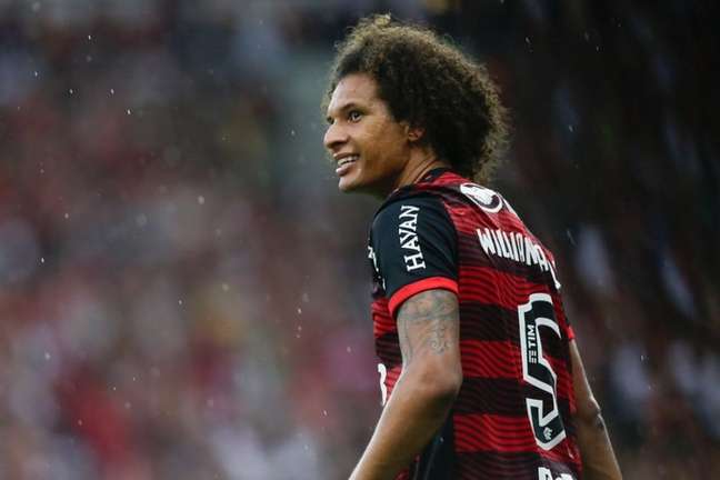 Willian Arão deixa o Flamengo com status de ídolo? Comentaristas e torcedores divergem