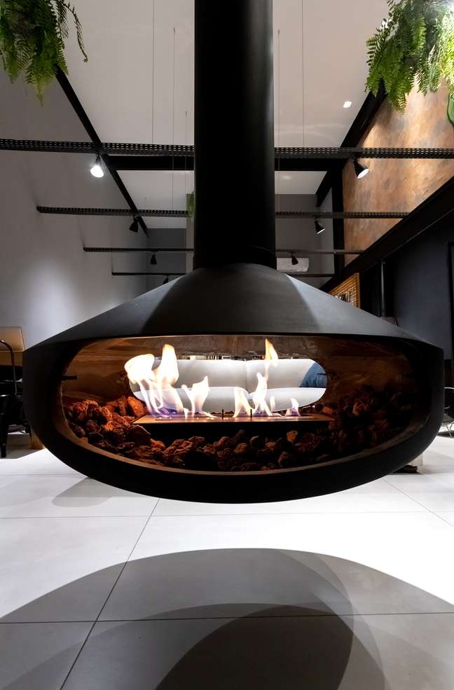 Alcohol fireplace in the Oficina Mobar project. Alcohol fireplace in the Oficina Mobar project.