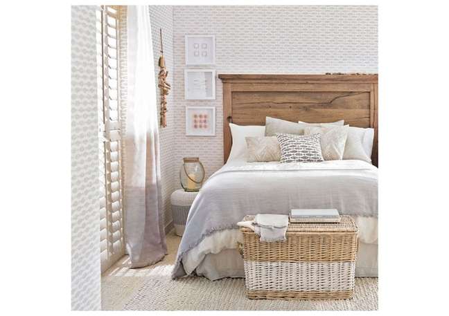 Mix beach and boho to create a relaxed look that will bring holiday vibes to your room all year round.