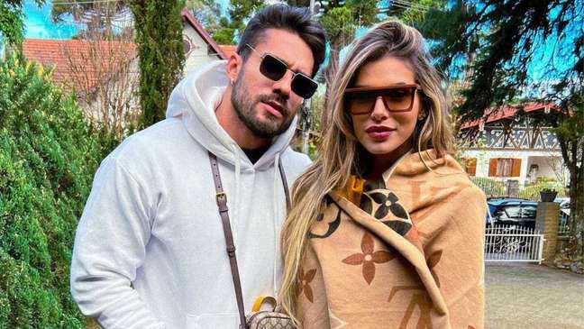 Bil Araujo and Erika Schneider break up once again Bil Araujo and Erika Schneider break up once again