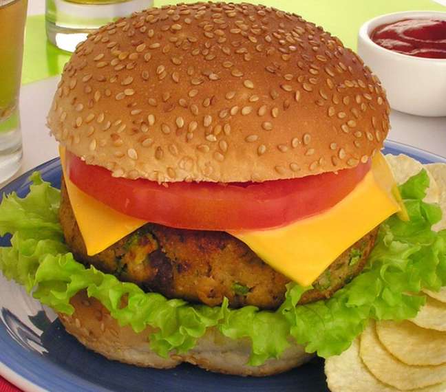 Soy Burger (Playback: Cooking Guide) Soy Burger (Playback: Cooking Guide)
