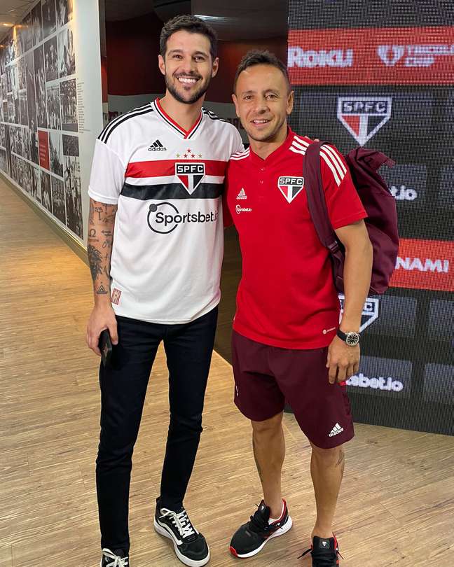 Rodrigo Mussi returns to Morumbi after a car accident