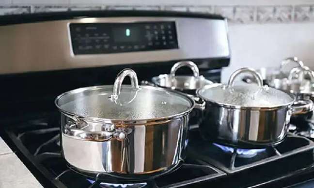4. The best steel cookware.  Source: Smart Guide