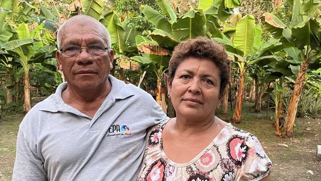 Farmers claiming to have become sterile due to exposure to pesticides Farmers claiming to have become sterile due to exposure to pesticides