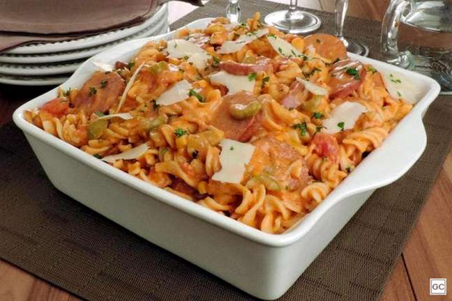 Pasta with peppers for a quick meal Pasta with peppers for a quick meal