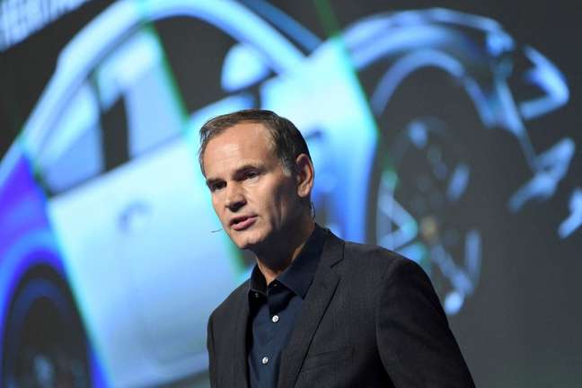 Oliver Blume, neuer Vorstandsvorsitzender von Volkswagen, spricht auf dem Automobilwoche Automotive Summit in Ludwigsburg, Deutschland, 11.10.2021 REUTERS / Andreas Gebert / Aktenfoto