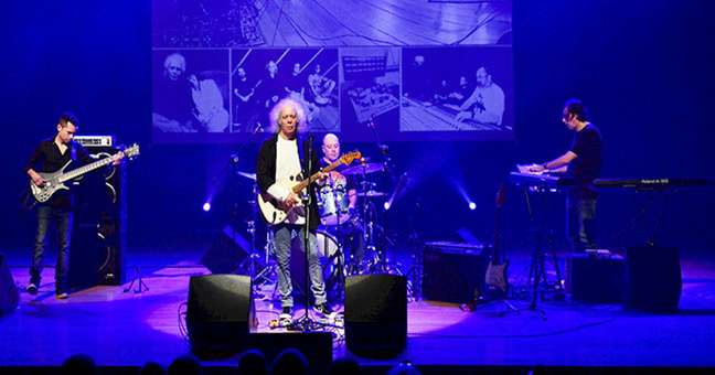 Tony Babalu presents the show “No Quarto De Som …” in San Paolo Tony Babalu presents the show “No Quarto De Som …” in San Paolo