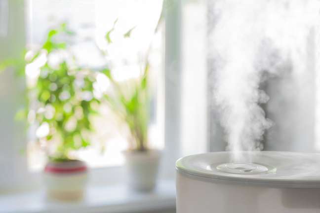 Is spraying plants the right way to water? Is spraying plants the right way to water?