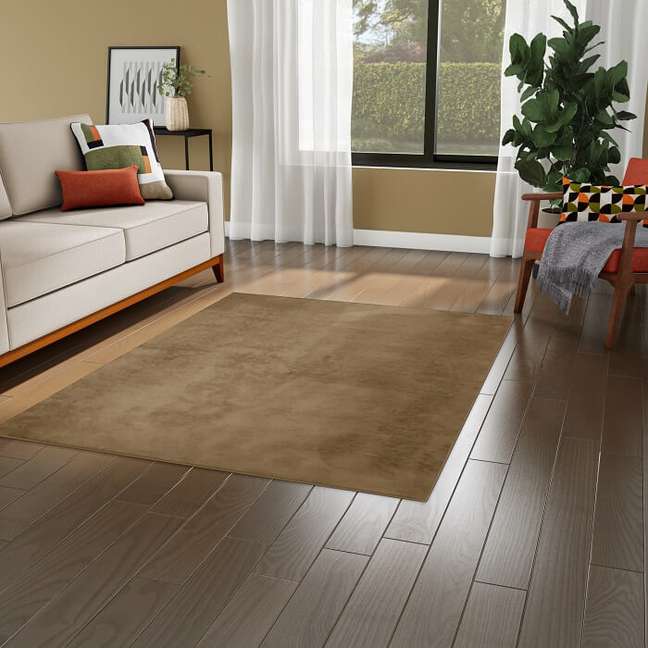 5. Tapetes ou carpetes: opte por tons que vão compor harmoniosamente com a decoração do ambiente. Fonte: Tok&Stok