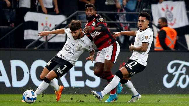 Gols do Flamengo afetaram psicologicamente o Timão na partida (Foto: Alex Silva / Lancepress!)