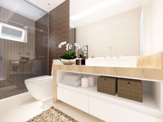 80. Bancada de mármore para decorar banheiro bege branco e marrom – Foto Aureum Arquitetura e Interiores