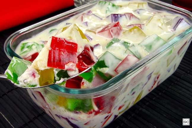 Mosaico de gelatina – Foto: Guia da Cozinha