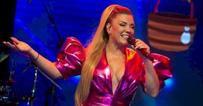 Simony reveals she has bowel cancer Simony reveals she has bowel cancer