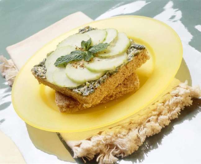 Sanduíche de pepino e hortelã | Foto: Guia da Cozinha