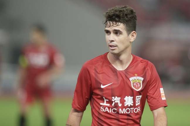 Oscar já se despediu do Shanghai e não retorna ao clube até o fim da temporada (Foto: STR / AFP)