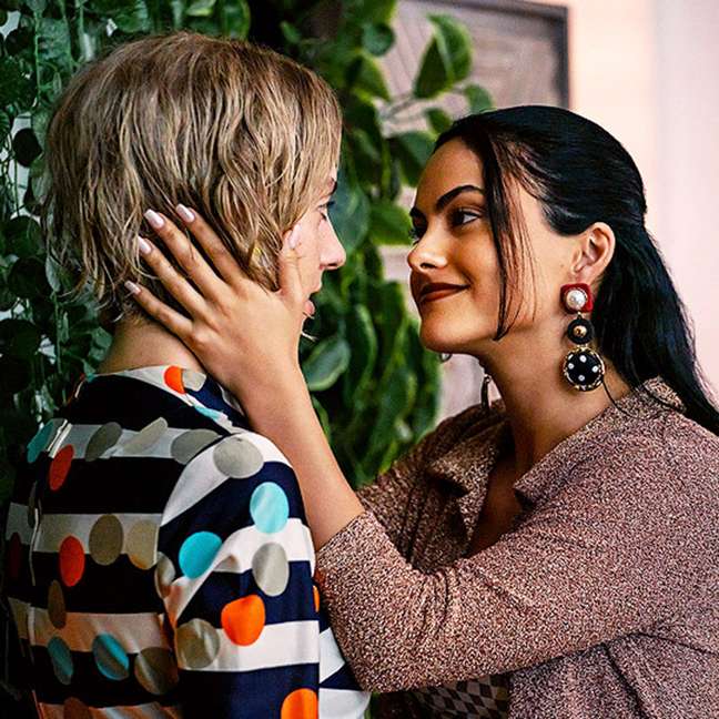 Maya Hawke and Camila Mendes team up in the comedy teaser