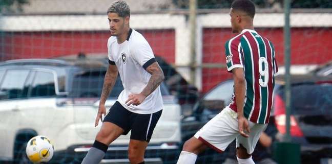 JP Galvão reforçou que o Botafogo precisa de atenção para sair de campo com a vitória (Divulgação/Botafogo)