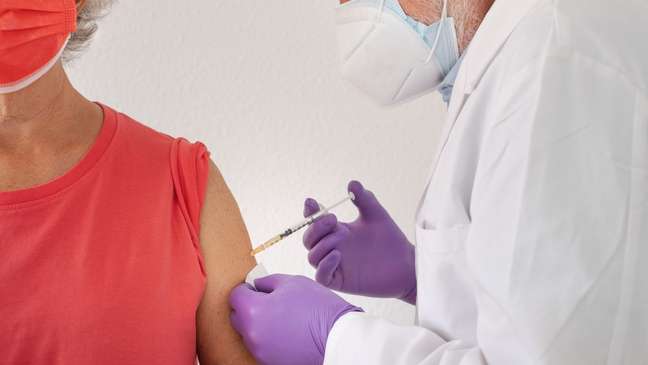 Estudo: vacina do HPV é usada após tratamento de células pré-cancerígenas
