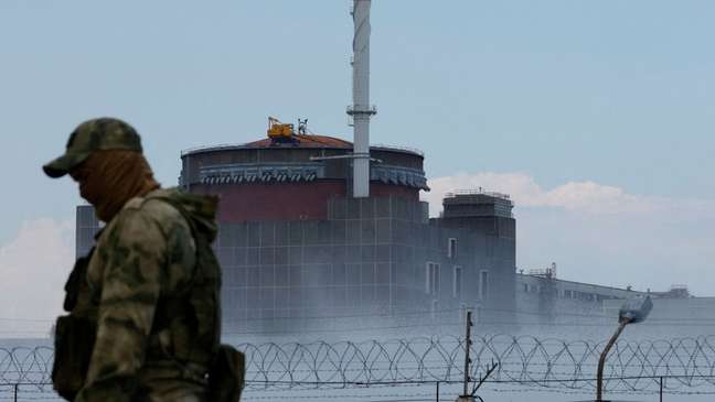Funcionários ucranianos na usina precisam realizar suas importantes funções "sem ameaças ou pressão", disse o chefe da agência nuclear da ONU
